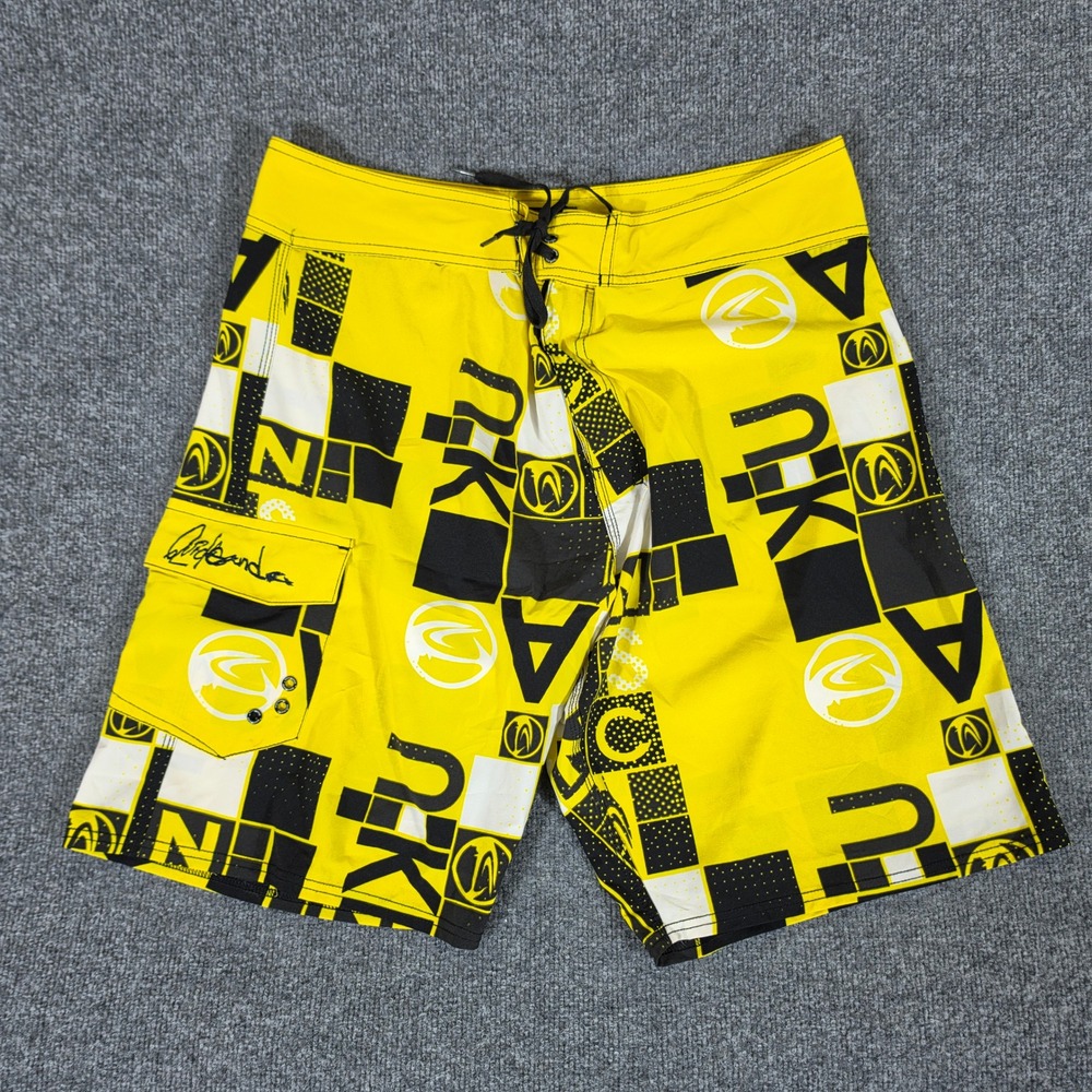 Quicksand Mens Board Shorts Size 38 Yellow Black Geometric Logo Print Surf Skate